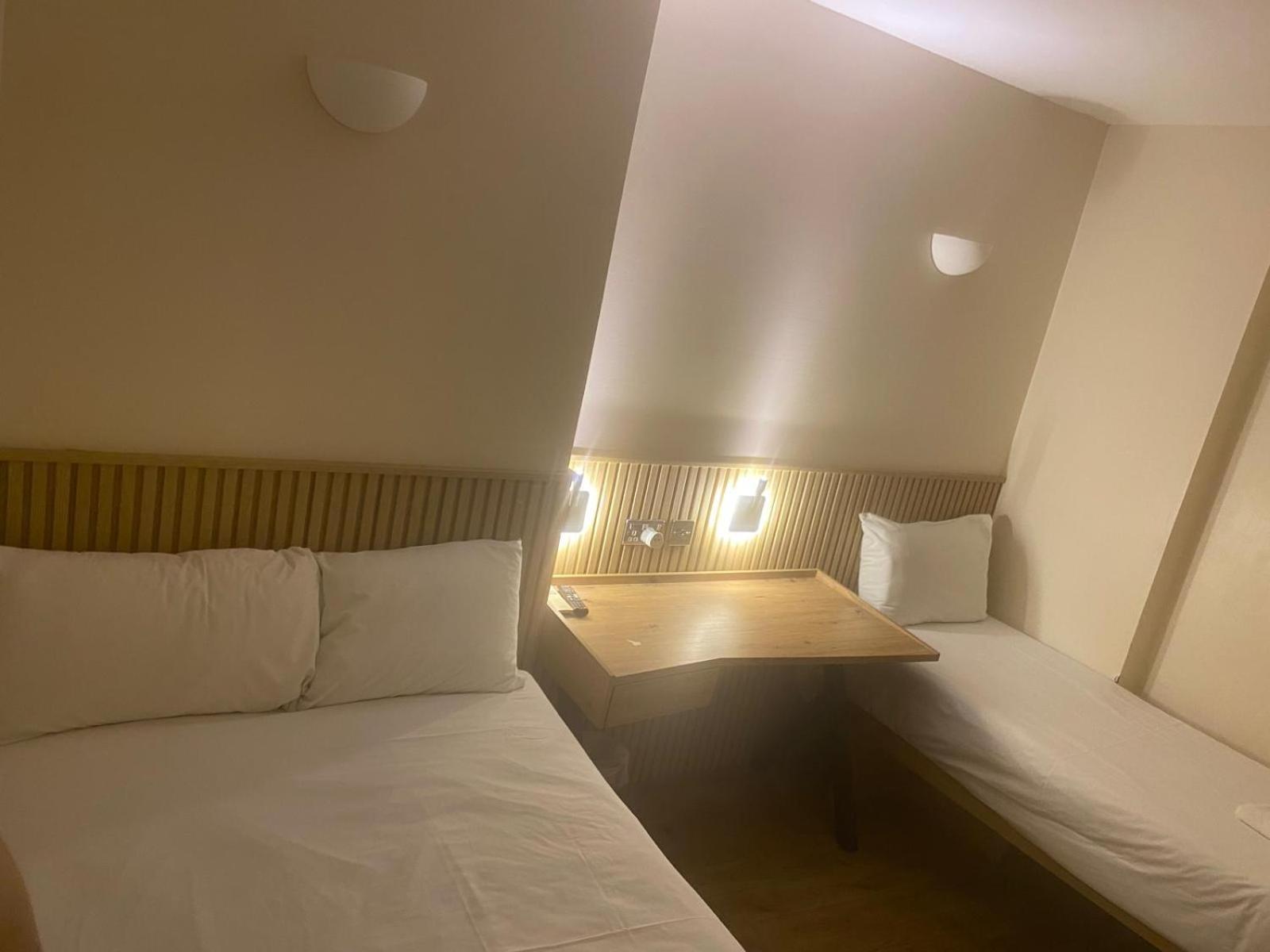 Exhibition Court Hotel 4 London Ngoại thất bức ảnh